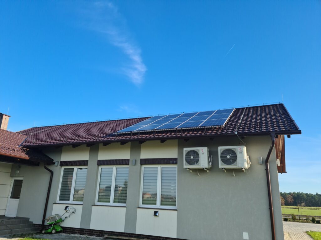 Montaż i wykorzystanie odnawialnych źródeł energii w świetlicach wiejskich w miejscowościach: Sarnówka, Łąkta i Załęcze, gmina Rawicz